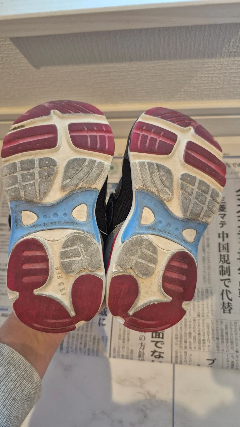 MoonStar 15.5センチ3E ブラックの写真2枚目