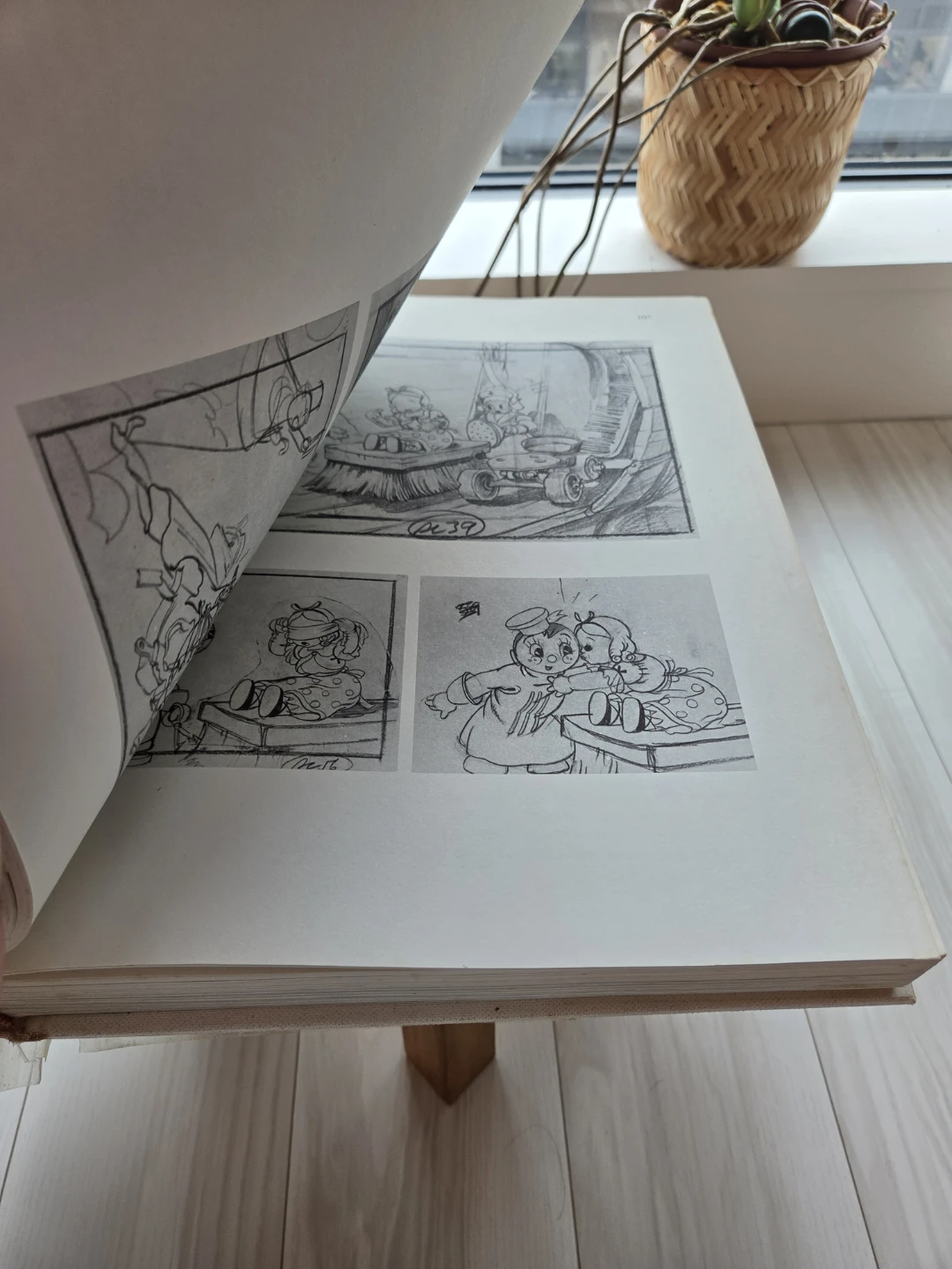 THE ART OF WALT DISNEY 洋書の写真4枚目
