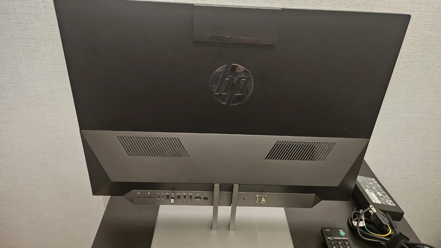 HP パビリオン 一体型PC i5-9400Tの写真2枚目