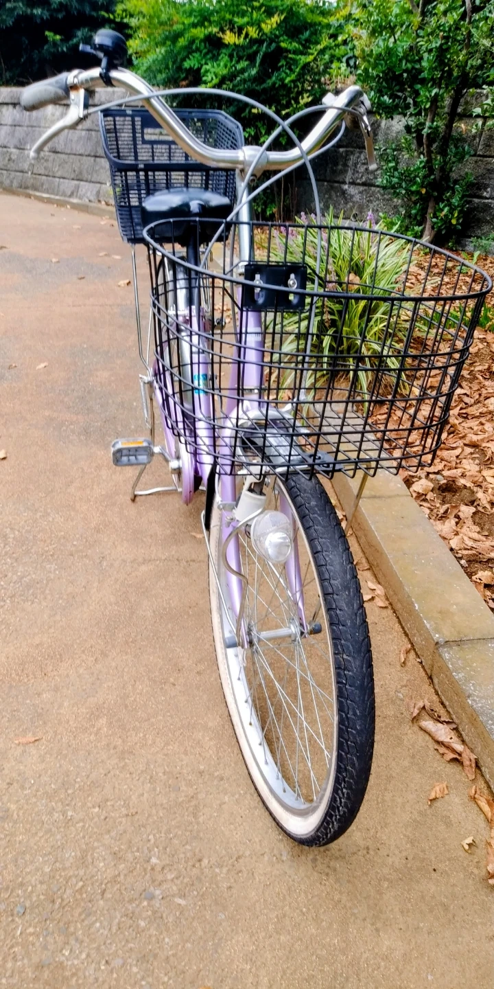 自転車前後カゴ付き22インチ配達可能の写真2枚目