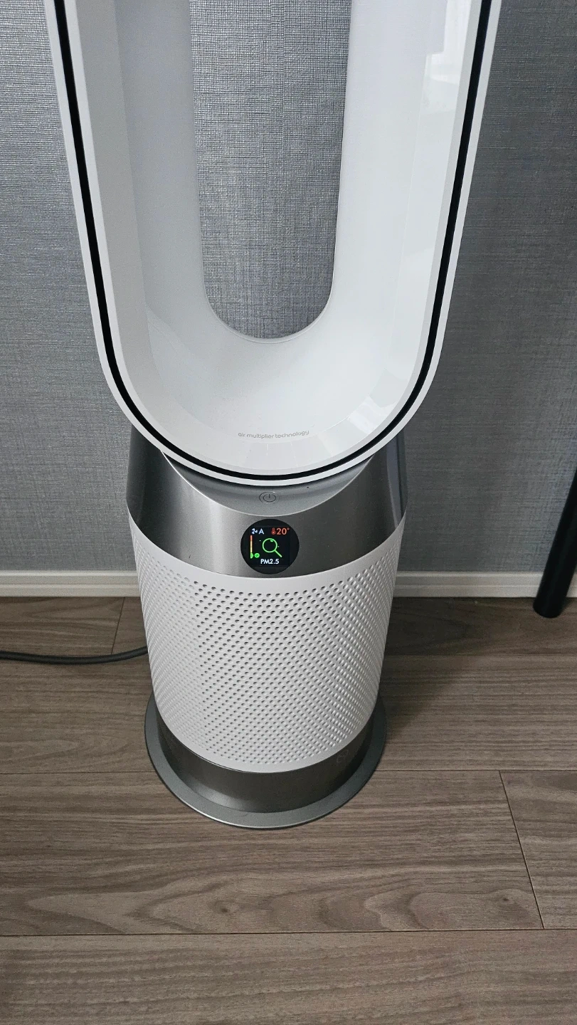ダイソン 空気清浄ファンヒーター HP04の写真8枚目